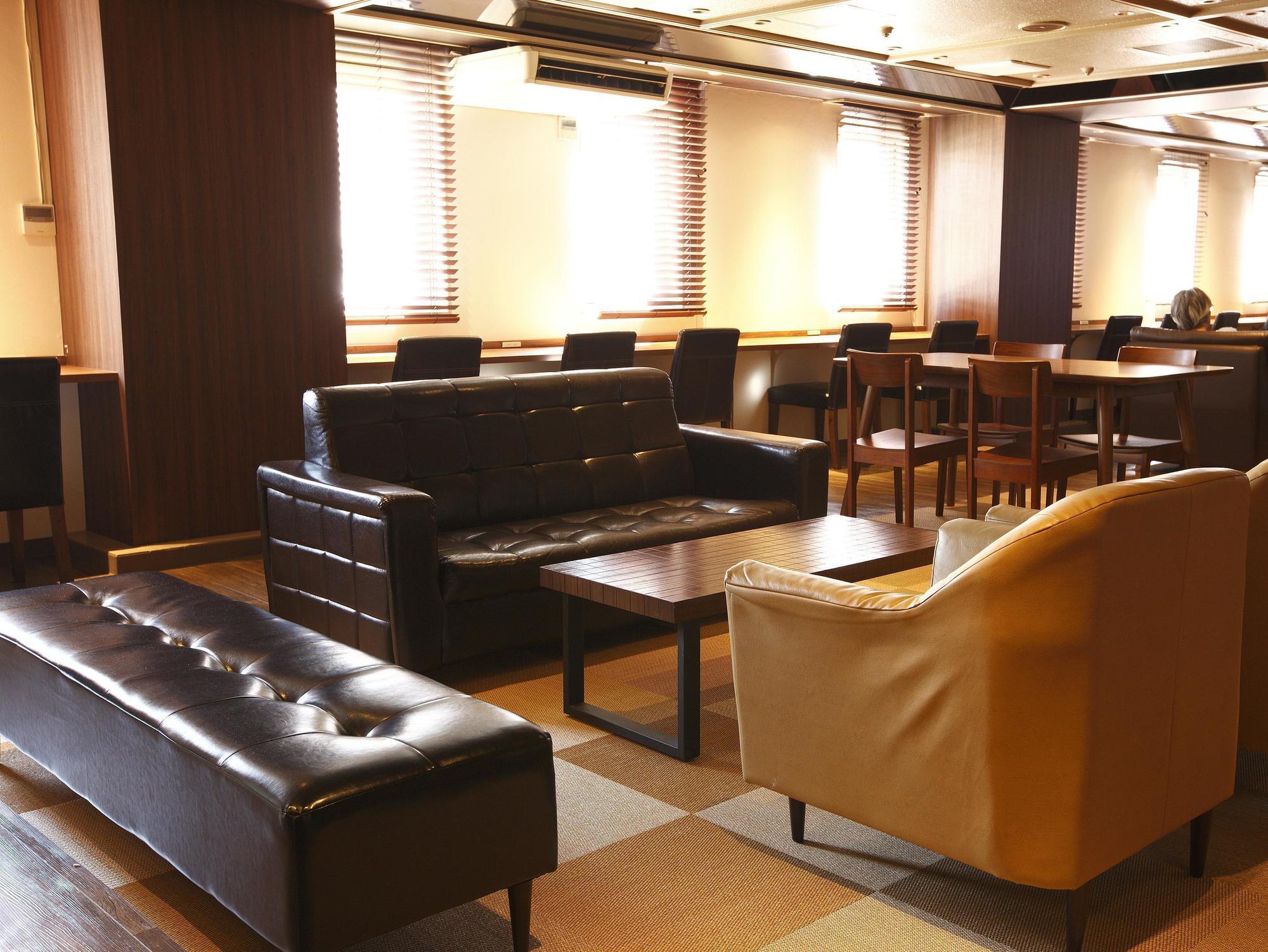 Shinjuku Kuyakusho-mae Capsule Hotel Tokyo Eksteriør billede
