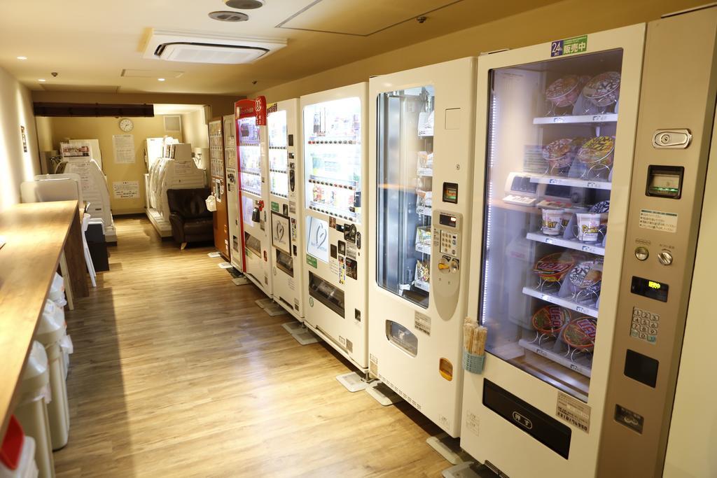 Shinjuku Kuyakusho-mae Capsule Hotel Tokyo Eksteriør billede