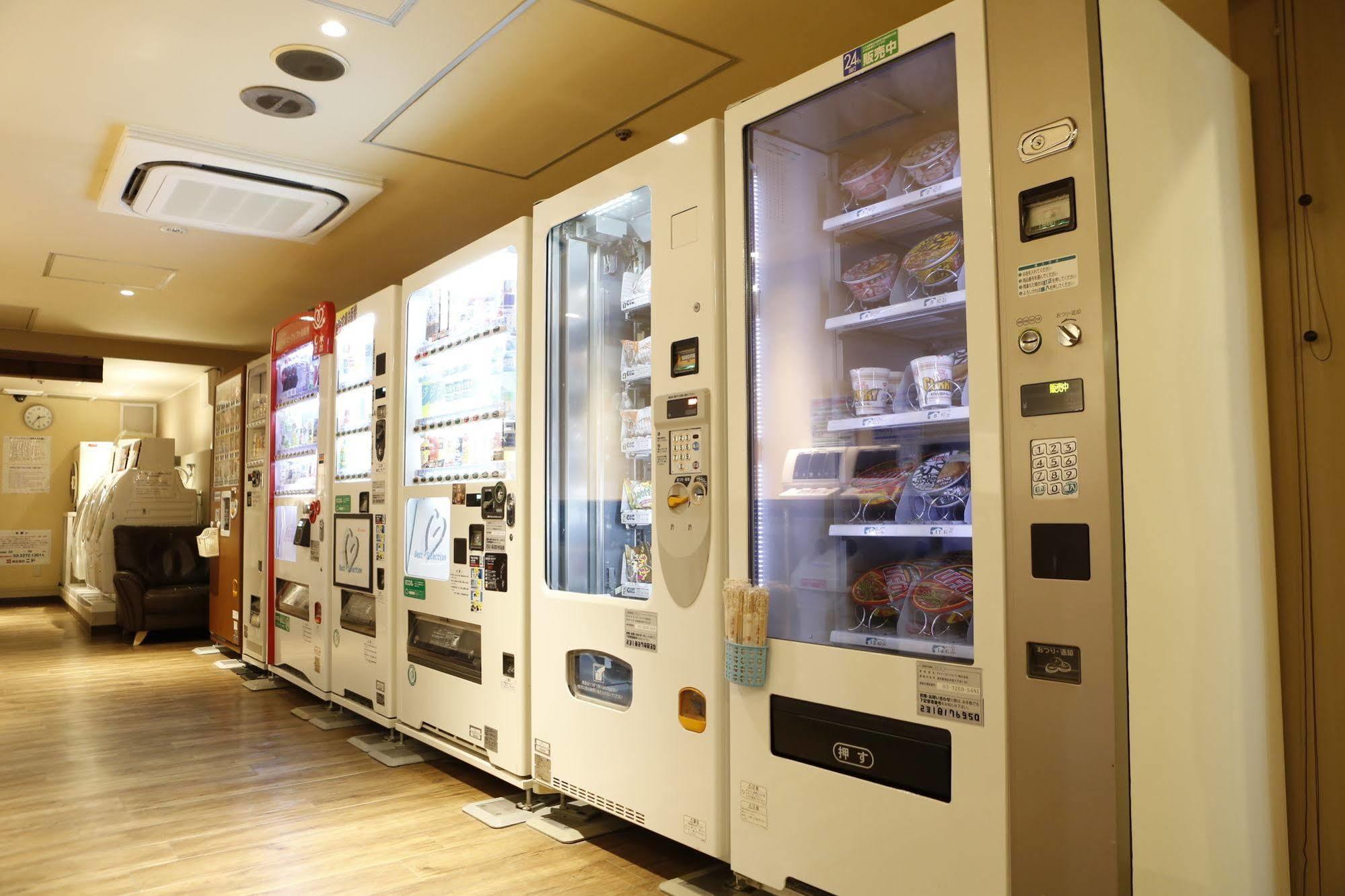 Shinjuku Kuyakusho-mae Capsule Hotel Tokyo Eksteriør billede